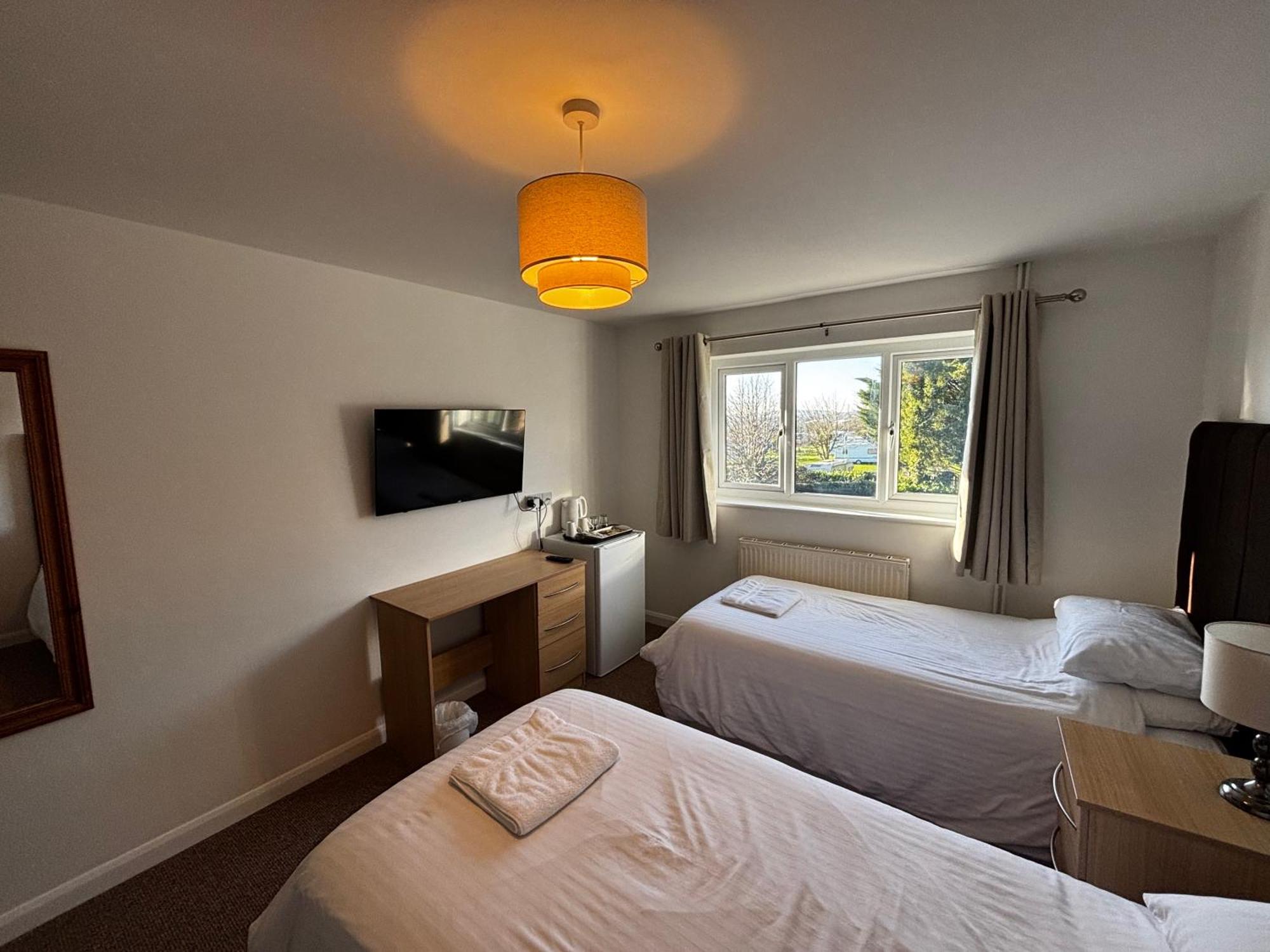 Smithaleigh Farm Rooms And Apartments Sparkwell ภายนอก รูปภาพ